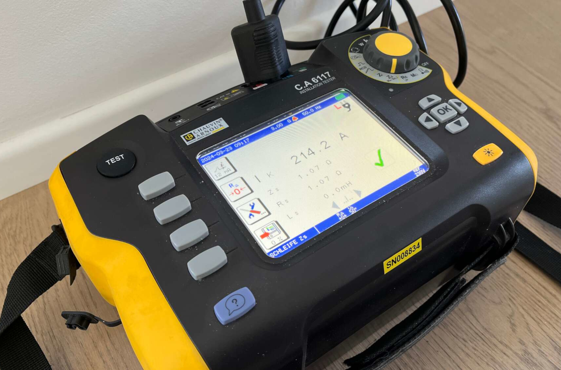 Messung der Schleifenimpedanz mit Installationstester C.A 6117 bei Elektrobefund – Elektrotechnik Martin Nill in Wien