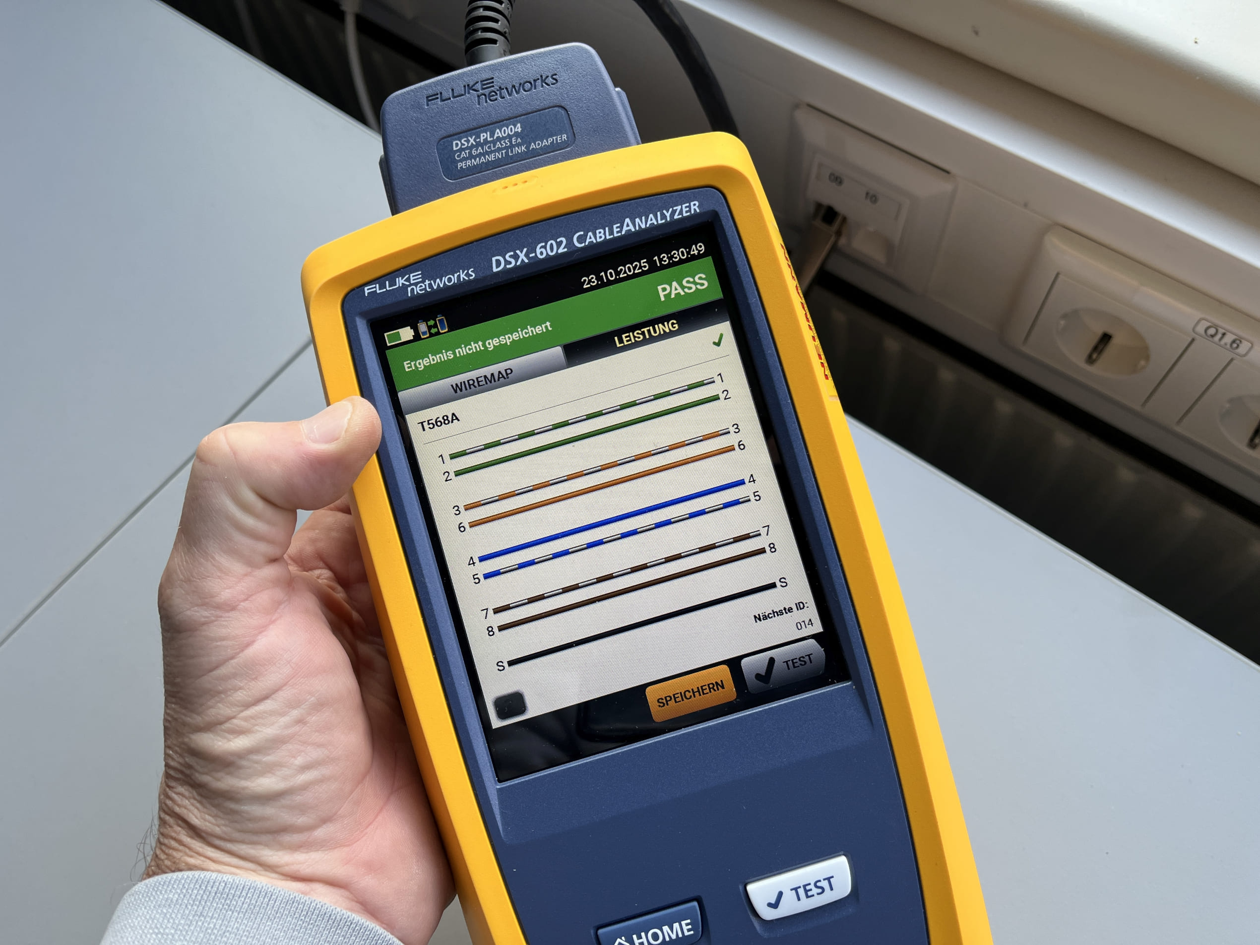 Zukunftssichere Netzwerkverkabelung: Maximale Bandbreite für Ihr Business.